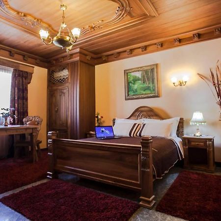 Brilant Antik Center Hotel Tirana Bagian luar foto
