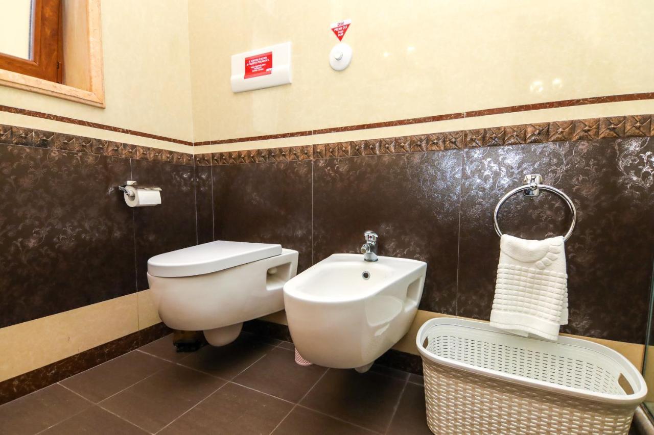 Brilant Antik Center Hotel Tirana Bagian luar foto